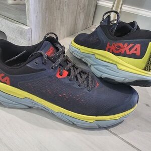 HOKA Challenger Atr 6 Mens Gray Running Sneakers Size 9